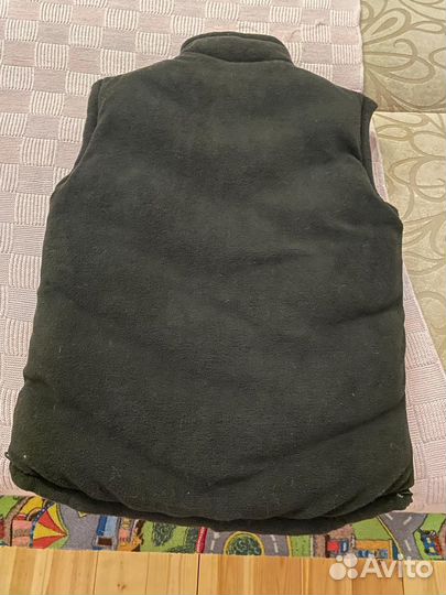 Жилетка теплая,двухстороняя