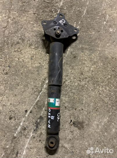 Lexus RX 3 амортизатор задний