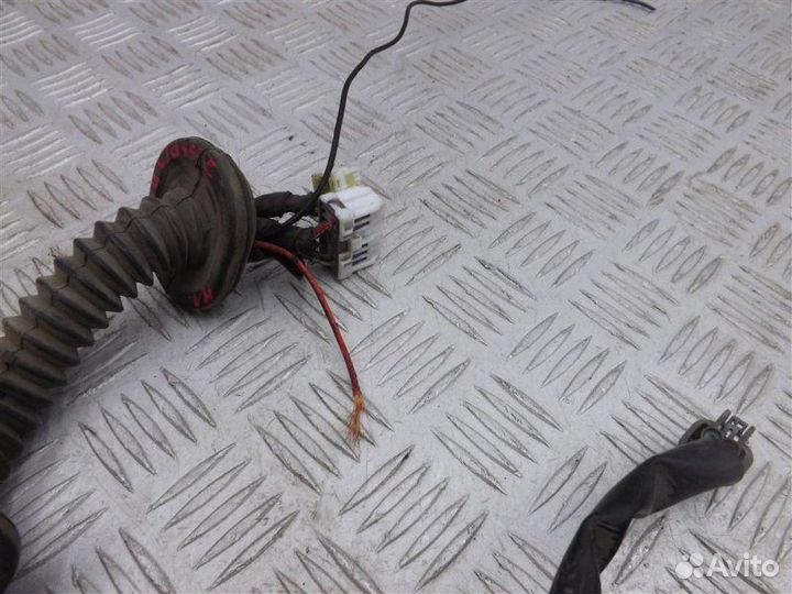 Проводка двери пер.лев Nissan Almera Classic B10