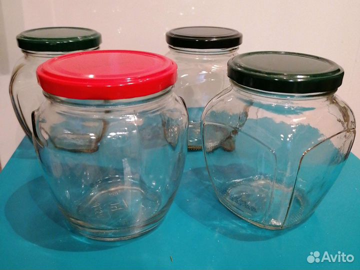 Банки стеклянные с крышками и без