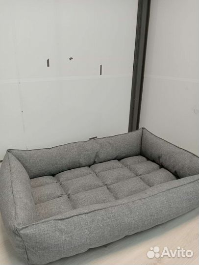 Лежанки для средних пород