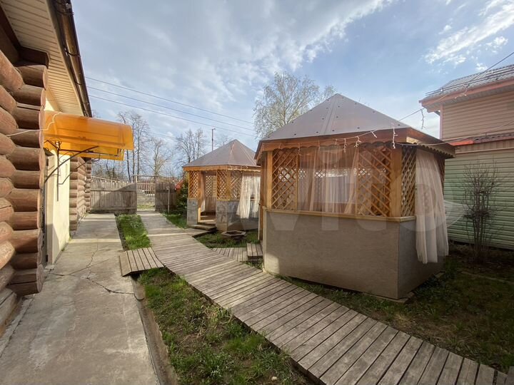 Здание, 250 м²