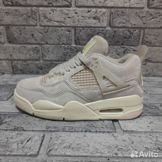 Кроссовки женские Nike Air Jordan 4