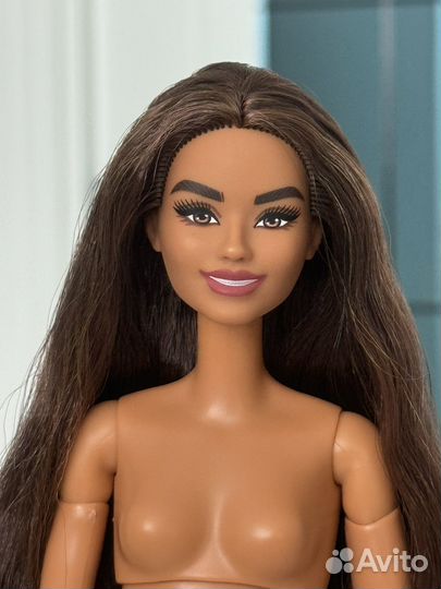 Barbie Fashionistas 182 на шарнирном теле