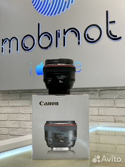 Canon EF 50mm F/1.2L USM