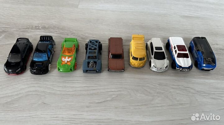 Hot wheels машинки