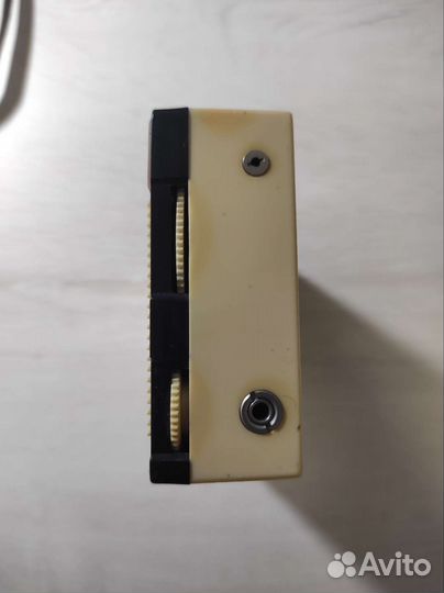 Радиоприемник времен СССР Алмаз