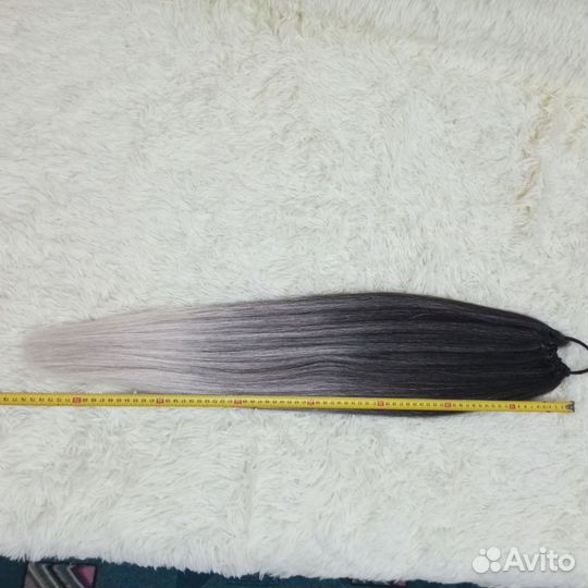 Хвост на резинке омбре