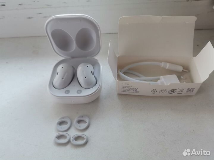 Беспроводные наушники samsung buds live