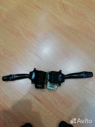 Блок подрулевых переключателей 17A089