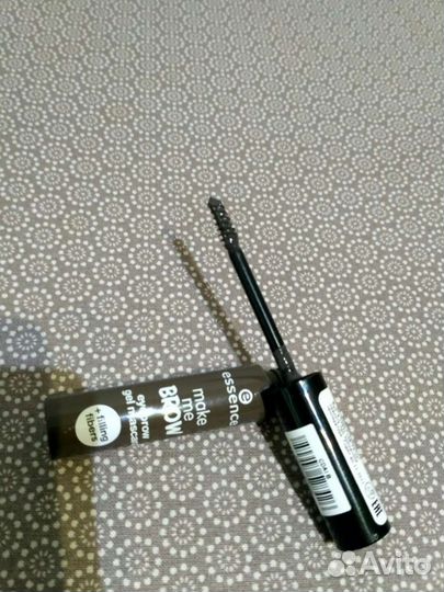 Гелевая тушь для бровей Essence тон 02 Италия