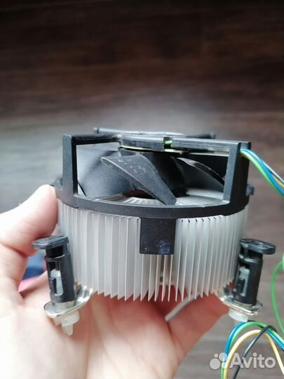 Кулер процеccорный intel
