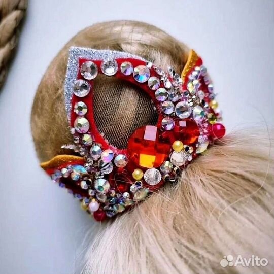 Украшение гимнастке на пучок