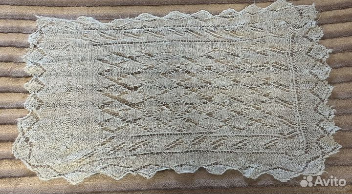 Пуховой палантин паутинка