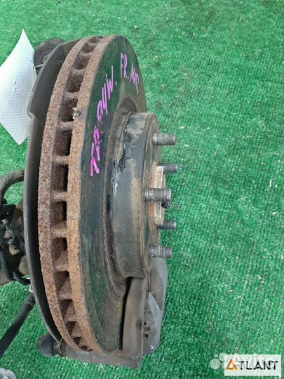 Ступица передняя правая suzuki escudo