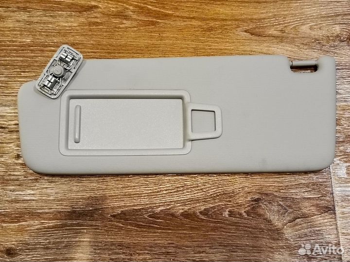 Новый левый козырек Volkswagen Jetta 2019-2024