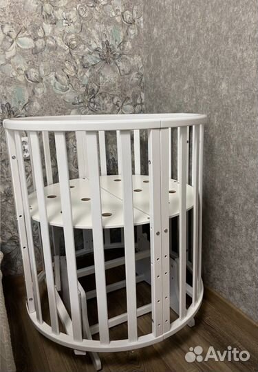 Кровать трансформер с маятником