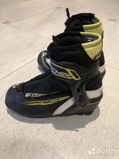 Лыжные ботинки fischer