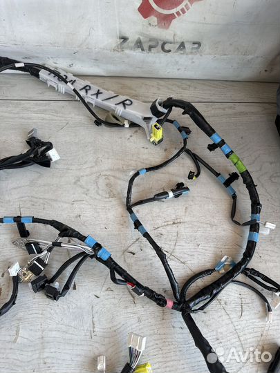 Lexus RX4 Проводка салона правая