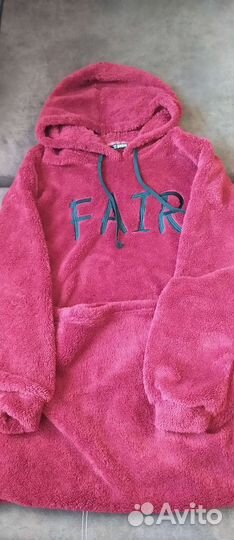 Тëплое плюшевое платье с капюшоном размер XL