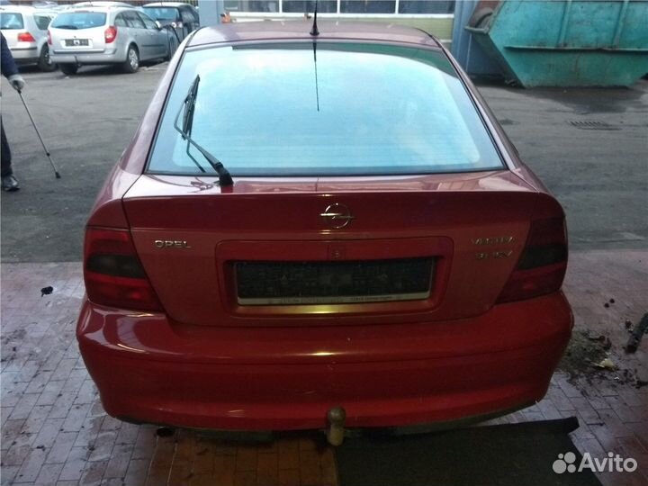 Разбор на запчасти Opel Vectra B