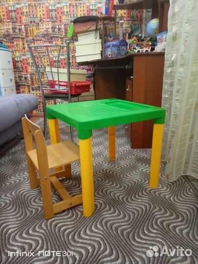 Детский стол и стул