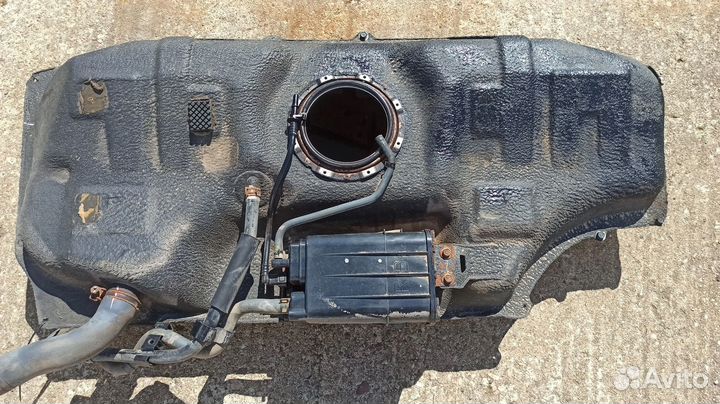 Топливный бак Kia Rio 3