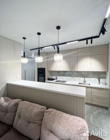 Бежевая кухня на заказ