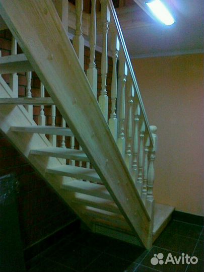 Деревянные лестницы на заказ