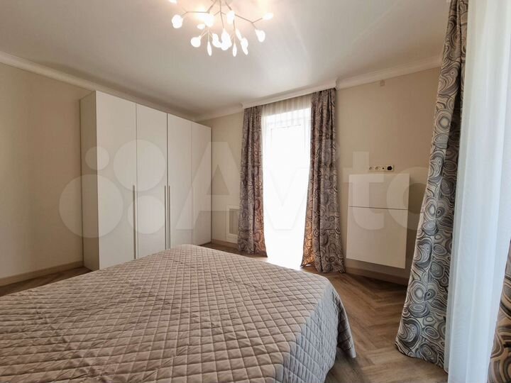 1-к. квартира, 57,1 м², 2/9 эт.