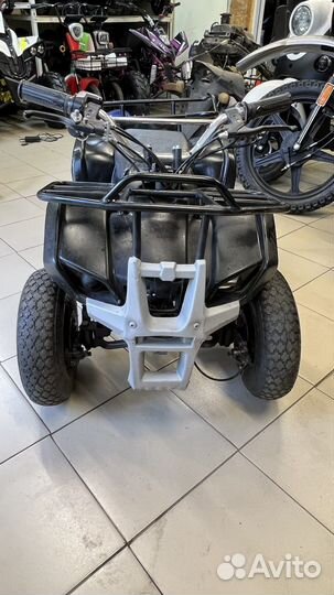 Детский квадроцикл на аккумуляторе бу
