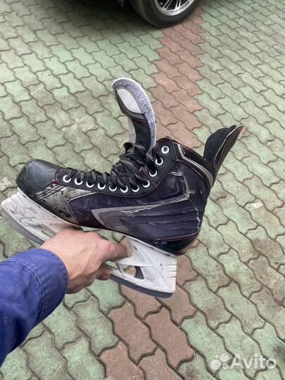 Продам коньки полу PRO