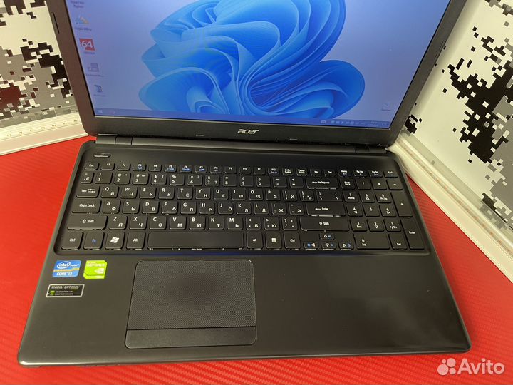 Acer Core i3 6/240 Nvidia