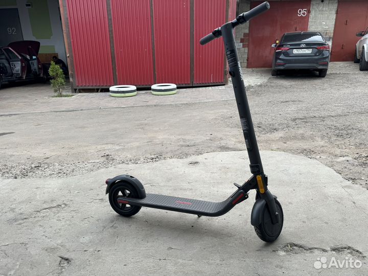 Ninebot kickscooter e22