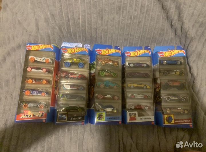Hot wheels набор машинок