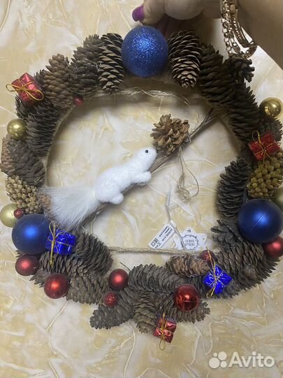 Новогодний венок ручной работы