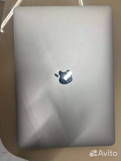 Apple MacBook Pro