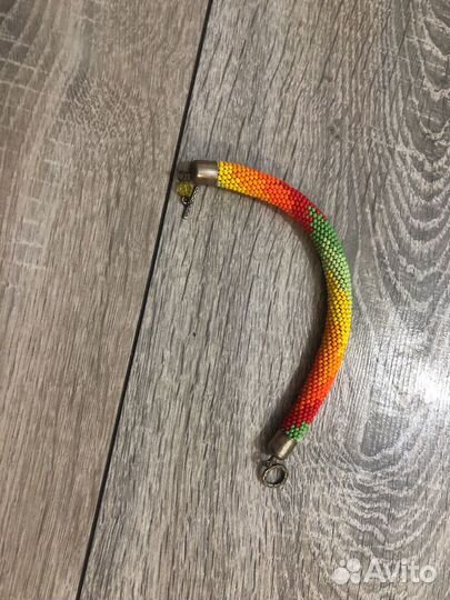 Бант и браслет