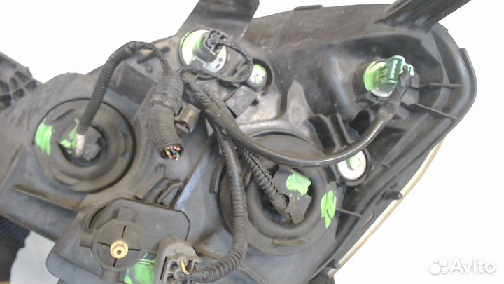 Фара (передняя) Honda CR-V, 2005