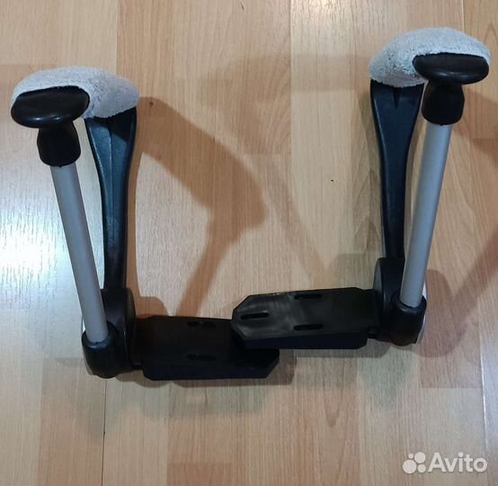 Подлокотники для компьютерного кресла