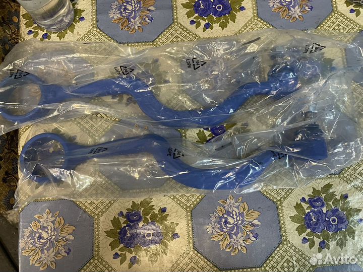 Рычаги верхние BMW 525 е34