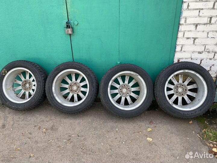 Диски mazda r17 с зимними шинами (шипы)