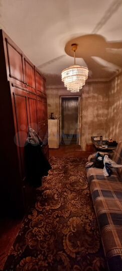 Комната 12,8 м² в 5-к., 1/5 эт.