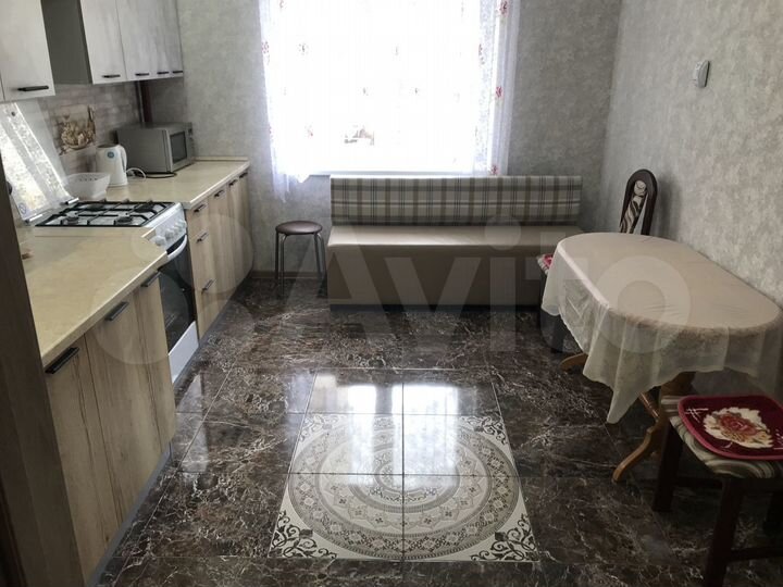 2-к. квартира, 65 м², 2/9 эт.