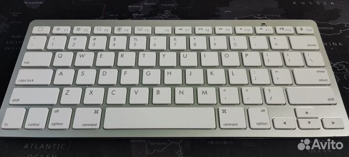 Компактная Bluetooth клавиатура