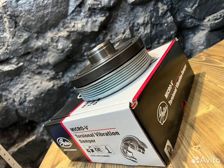 Шкив коленвала BMW 5 G30 B47 gates TVD1199A