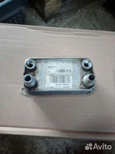 Радиатор масляный Mercedes-Benz C-Class W204