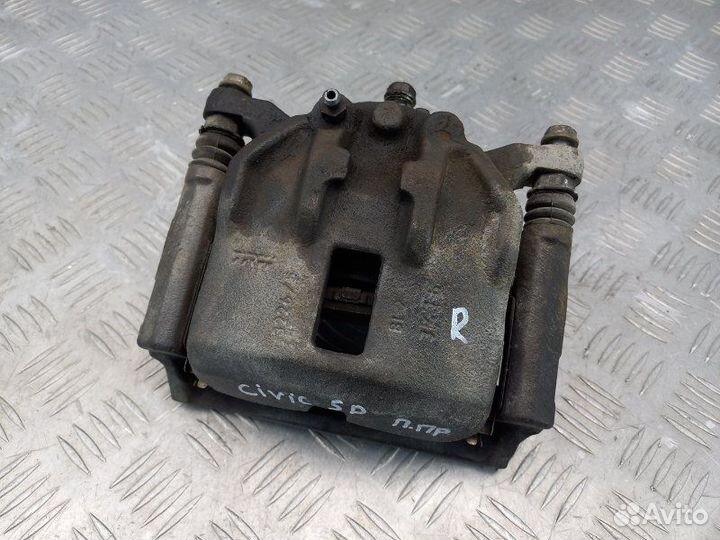 Суппорт передний правый Honda Civic FD