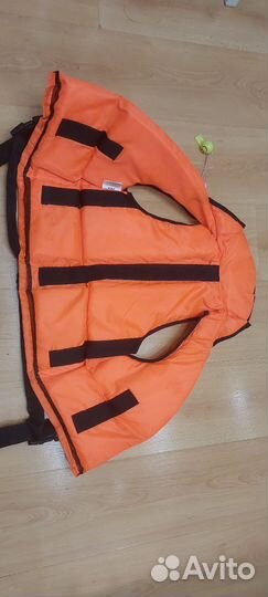 Спасательный жилет бу