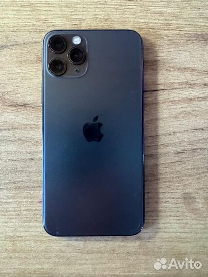 iPhone 11 Pro, 64 ГБ